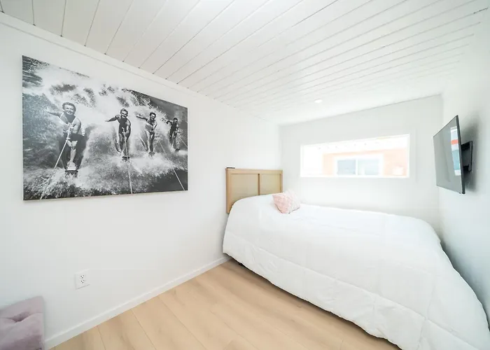 Happy Our! At Roadrunner Holiday home *
